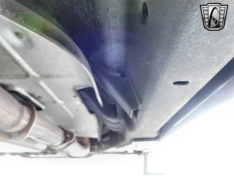 2004 Avanti Convertible image 124