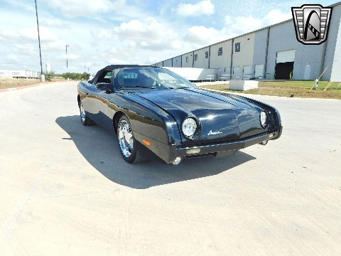 2004 Avanti Convertible image 22