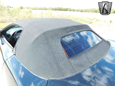 2004 Avanti Convertible image 54