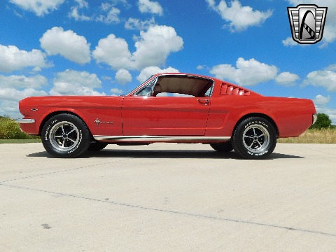 1965 Ford Mustang image 8