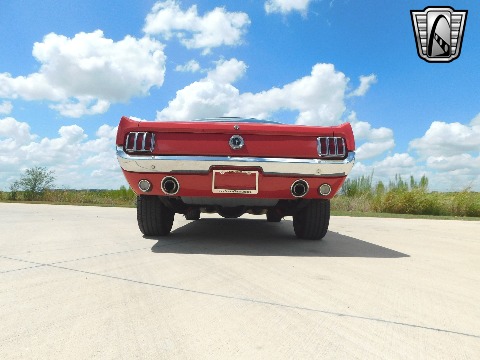 1965 Ford Mustang image 14