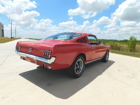 1965 Ford Mustang image 16
