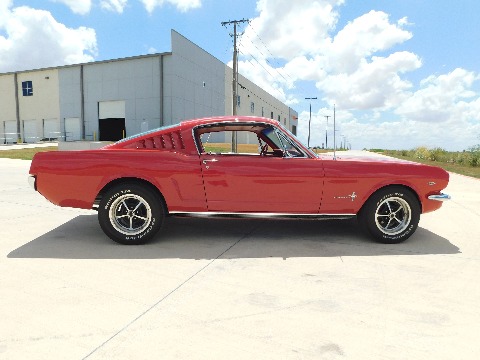 1965 Ford Mustang image 19