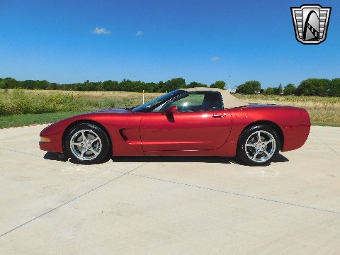 2001 Chevrolet Corvette image 4