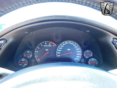 2001 Chevrolet Corvette image 108