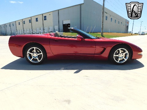 2001 Chevrolet Corvette image 35