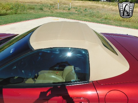 2001 Chevrolet Corvette image 12