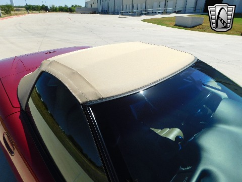 2001 Chevrolet Corvette image 17