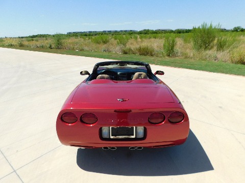 2001 Chevrolet Corvette image 28