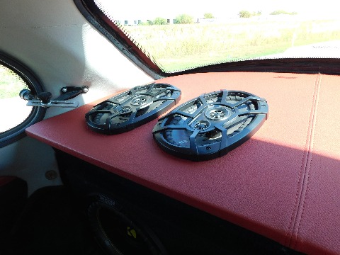 1970 Volkswagen Beetle image 106