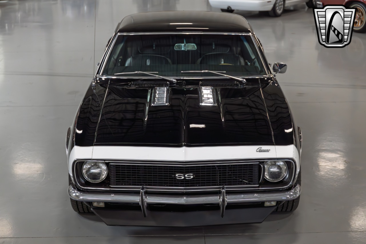 1968 Chevrolet Camaro 32