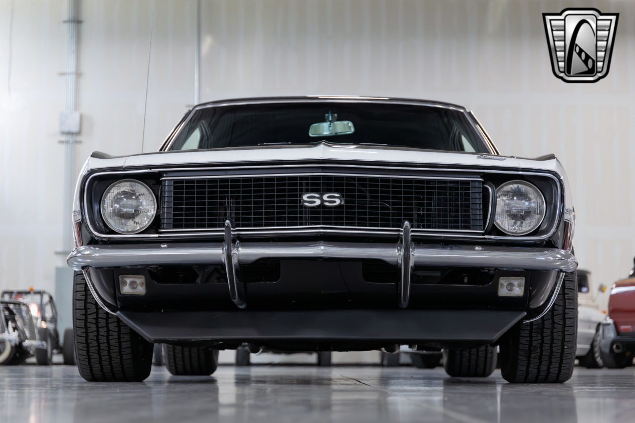 1968 Chevrolet Camaro 33