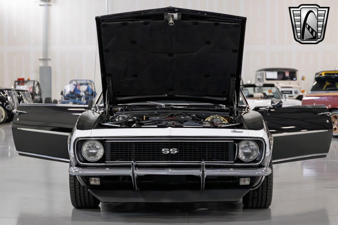 1968 Chevrolet Camaro 75