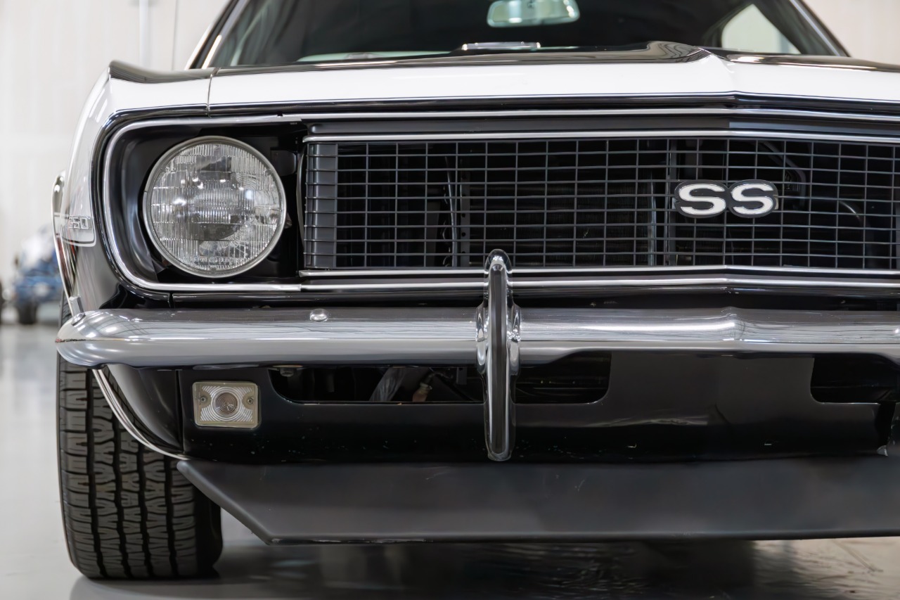 1968 Chevrolet Camaro 36