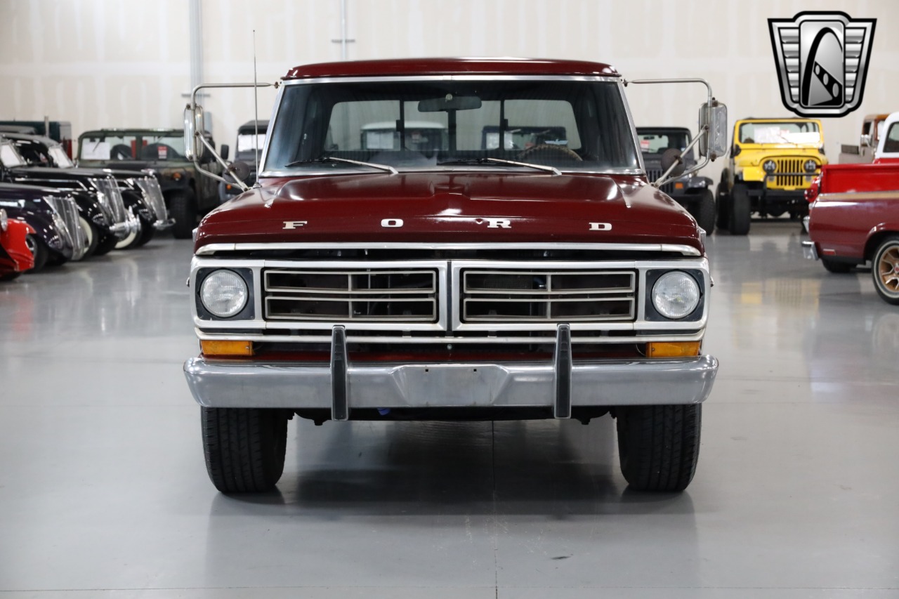 1972 Ford F-250 32