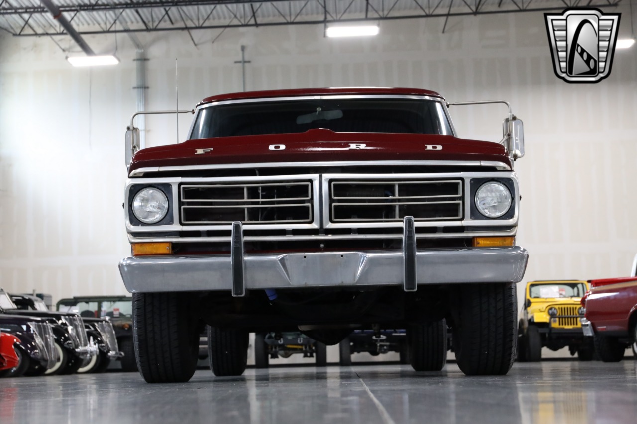 1972 Ford F-250 33