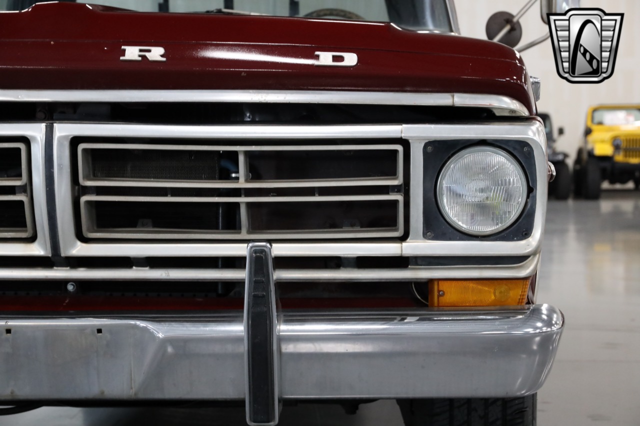 1972 Ford F-250 37
