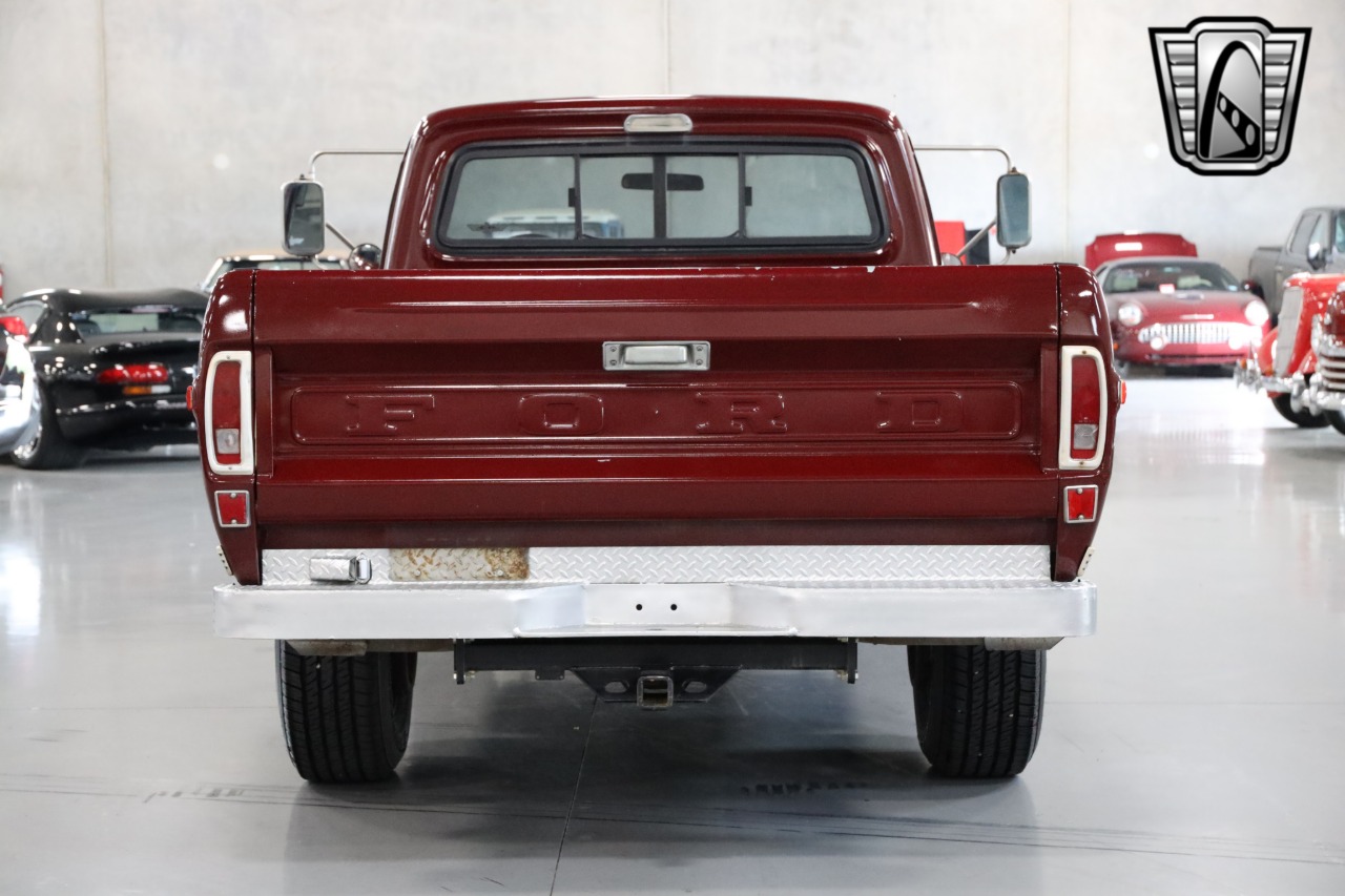 1972 Ford F-250 5
