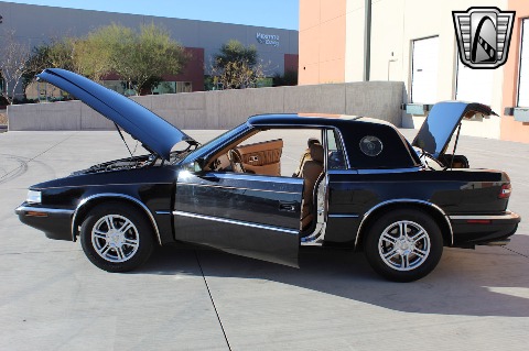 1990 Chrysler TC image 33