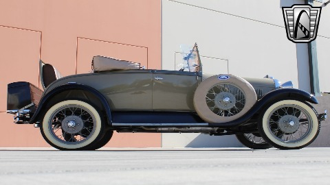 1928 Ford Model A Roadster image 29
