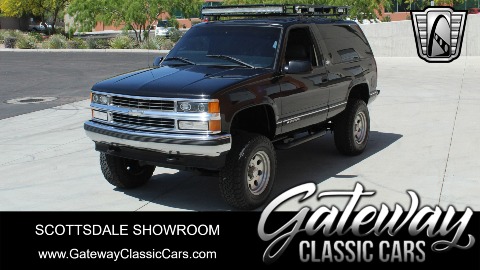 1999 Chevrolet Tahoe image 2