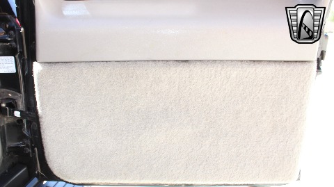 1999 Chevrolet Tahoe image 133