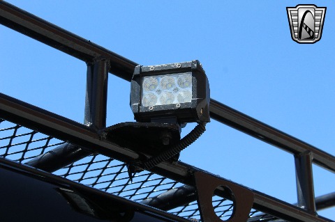 1999 Chevrolet Tahoe image 82