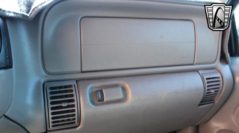 1999 Chevrolet Tahoe image 110