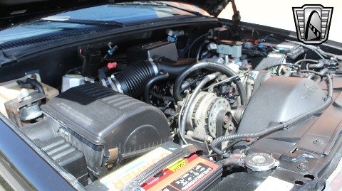 1999 Chevrolet Tahoe image 136