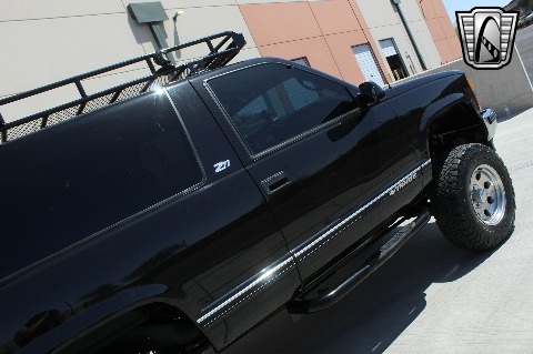 1999 Chevrolet Tahoe image 86