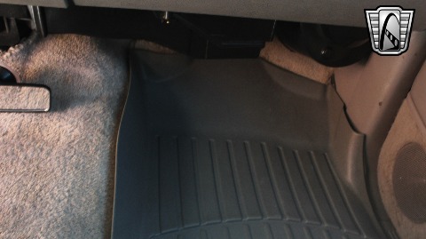 1999 Chevrolet Tahoe image 112