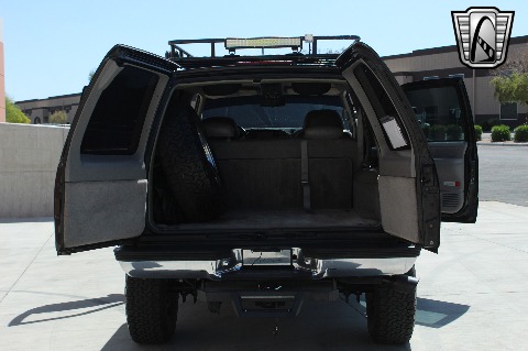 1999 Chevrolet Tahoe image 36