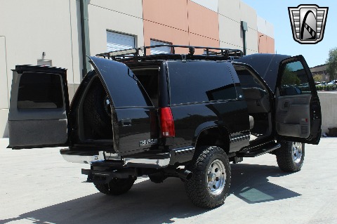 1999 Chevrolet Tahoe image 37