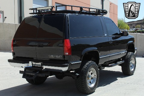 1999 Chevrolet Tahoe image 13