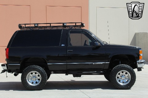 1999 Chevrolet Tahoe image 14