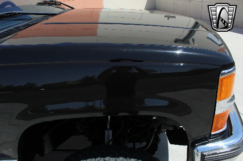 1999 Chevrolet Tahoe image 66