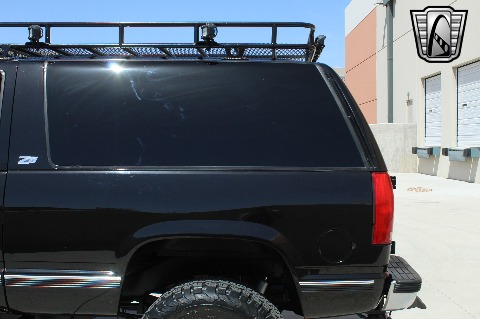 1999 Chevrolet Tahoe image 45