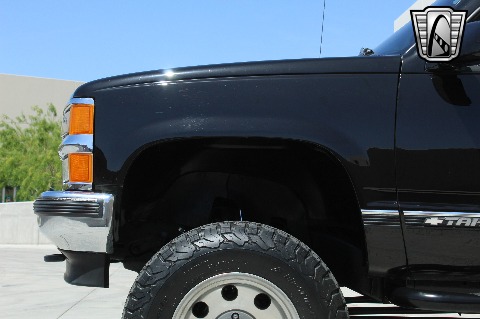 1999 Chevrolet Tahoe image 46