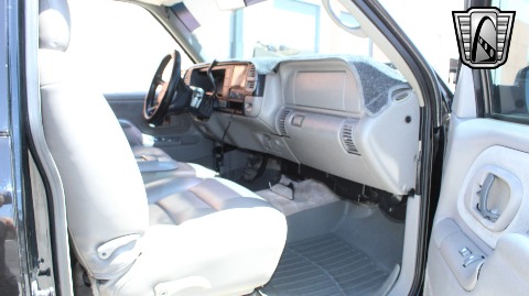 1999 Chevrolet Tahoe image 127