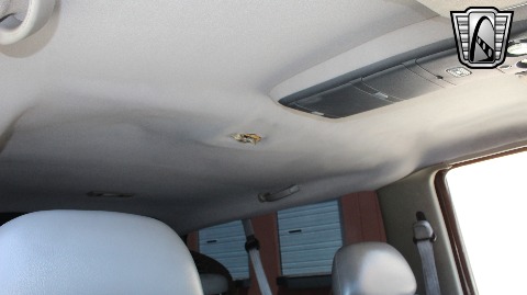 1999 Chevrolet Tahoe image 128