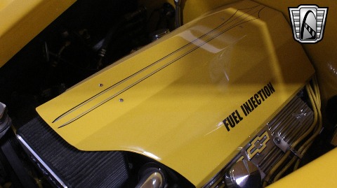 1937 Ford Roadster image 132