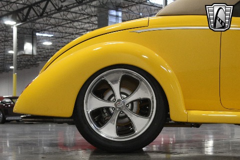 1937 Ford Roadster image 56