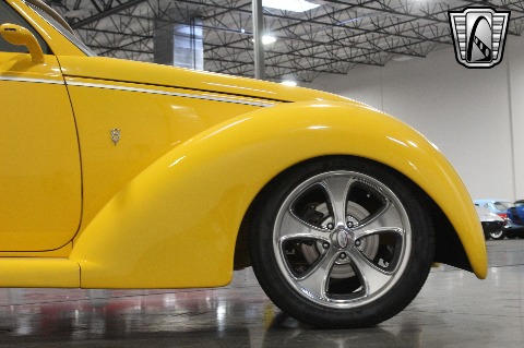 1937 Ford Roadster image 58