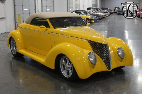 1937 Ford Roadster image 7