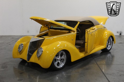 1937 Ford Roadster image 34