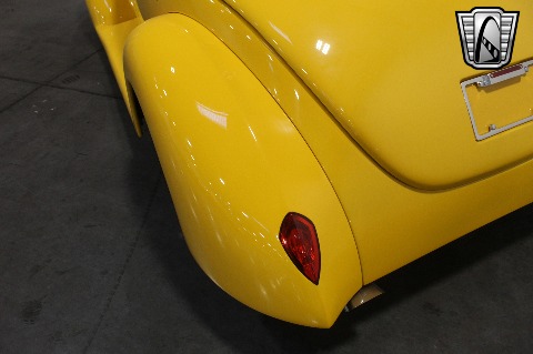 1937 Ford Roadster image 87