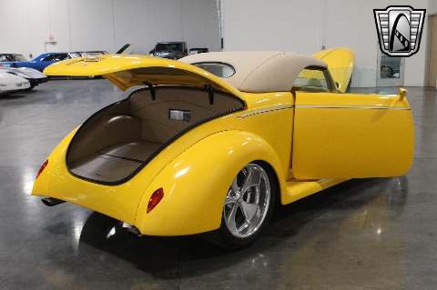 1937 Ford Roadster image 38