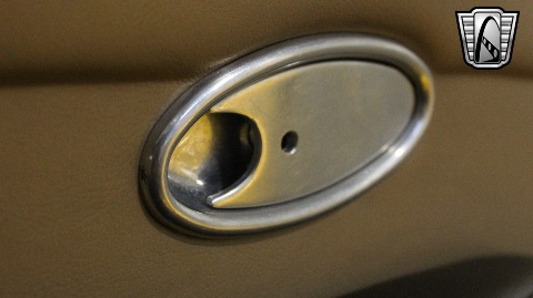 1937 Ford Roadster image 118