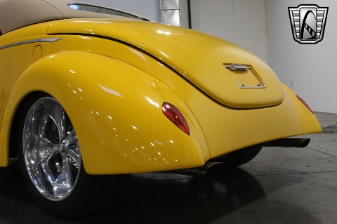 1937 Ford Roadster image 93