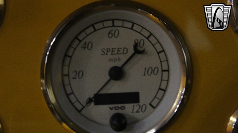 1937 Ford Roadster image 119